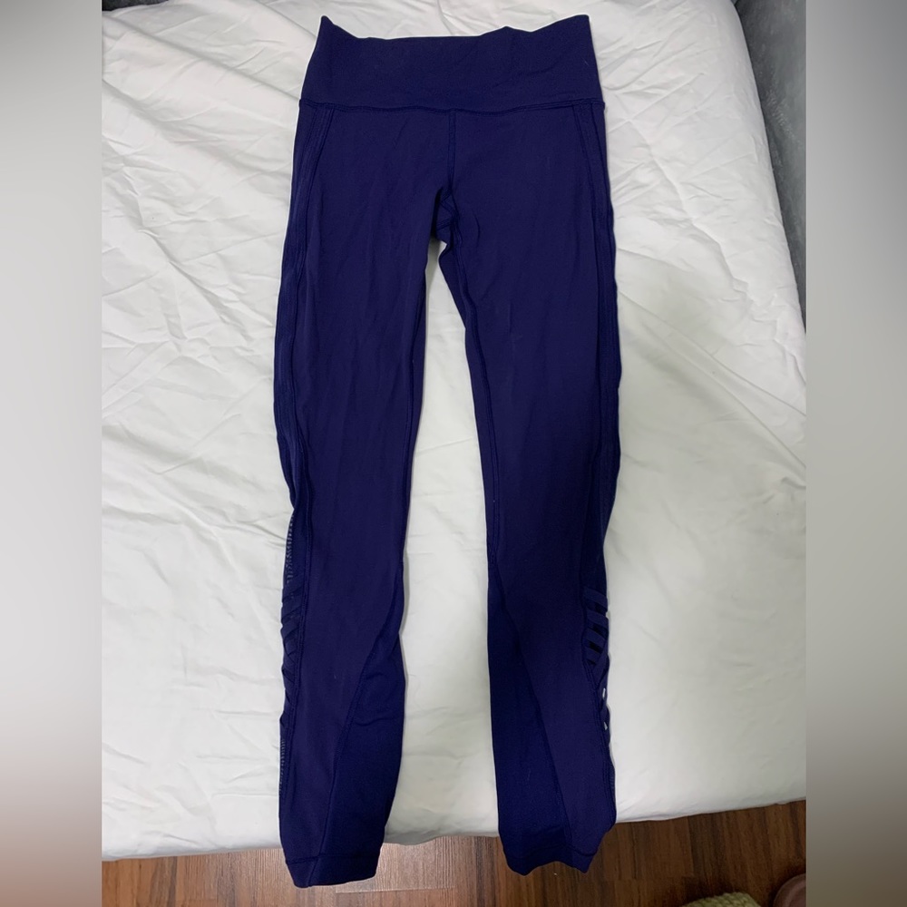 Lululemon crisscross ankle leggings, blue size 8